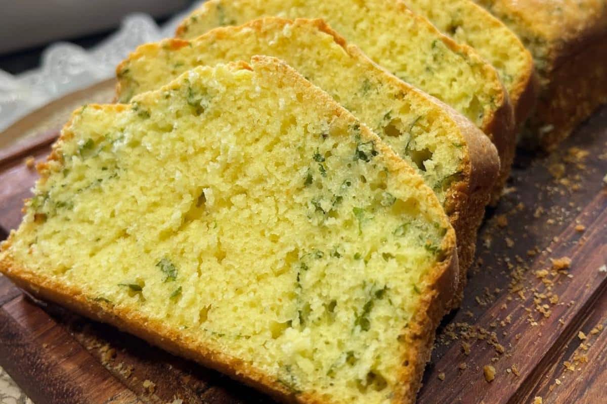 Bolo salgado levinho sem farinha de trigo e super saboroso para o lanche da tarde