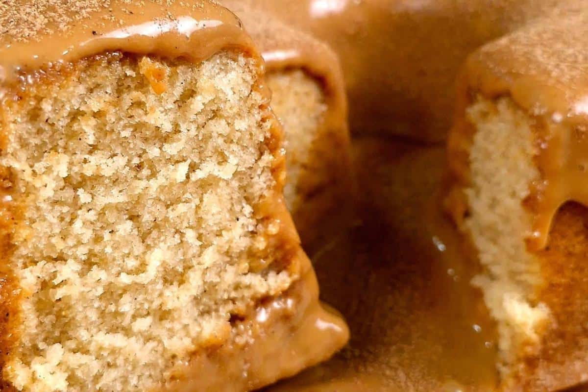 Bolo vulcão de churros de comer lambendo os dedos de tão gostoso