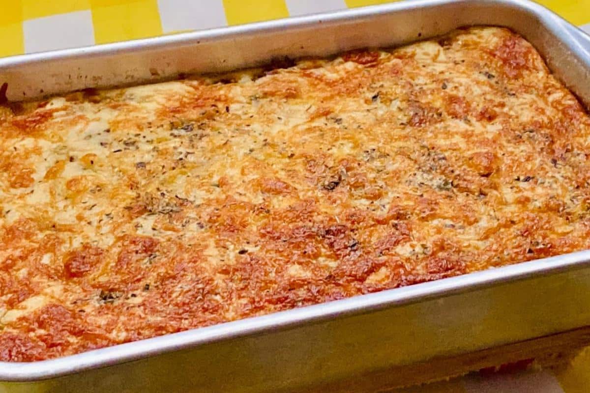 Me lembro da minha mãe fazendo essa panqueca de forno maravilhosa na minha infância