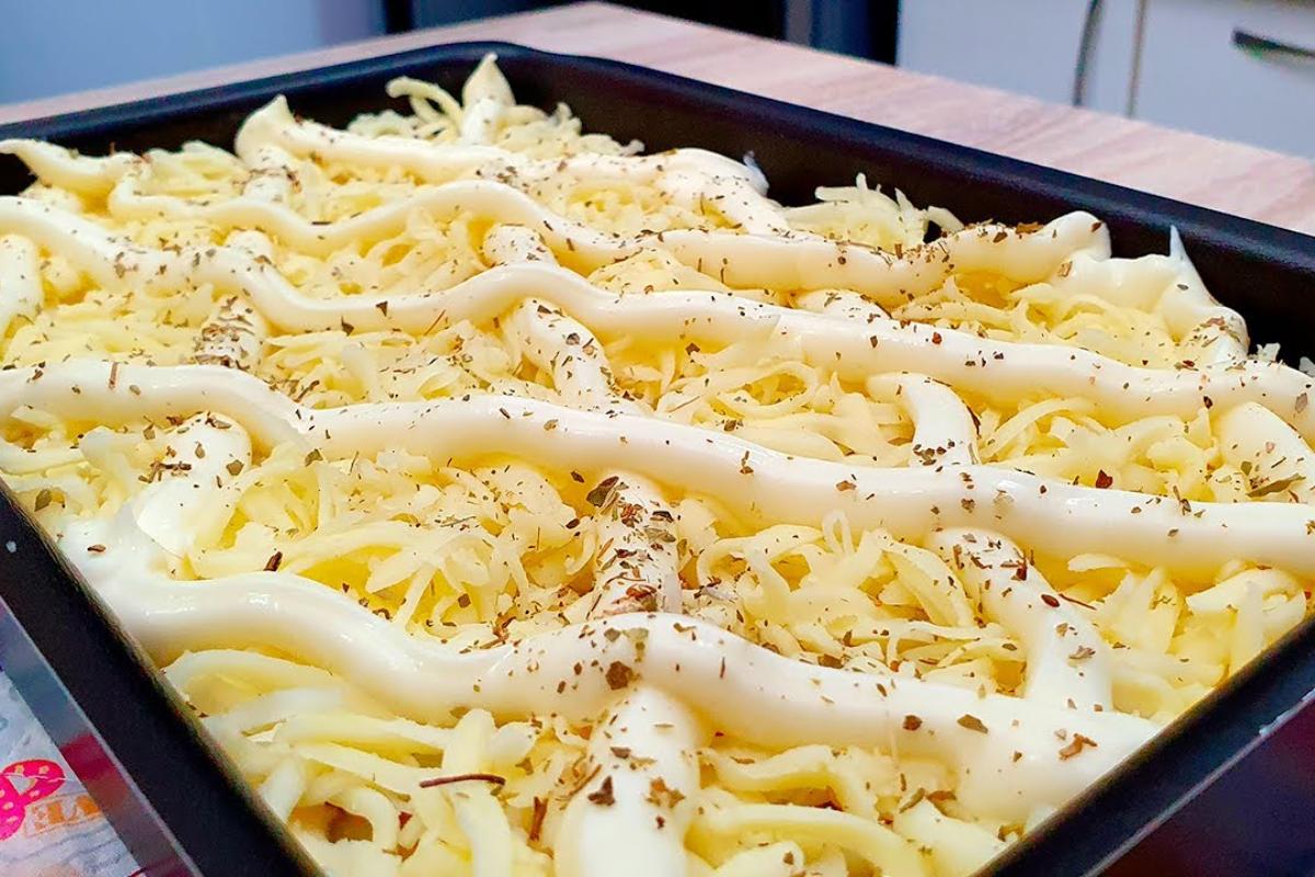 Olha esse pão caseiro recheado que eu fiz e ficou divino