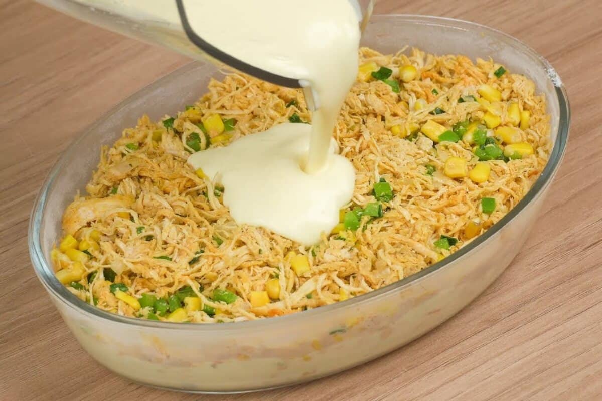 Esse jeito sem farinha de trigo de fazer torta de frango vai te conquistar