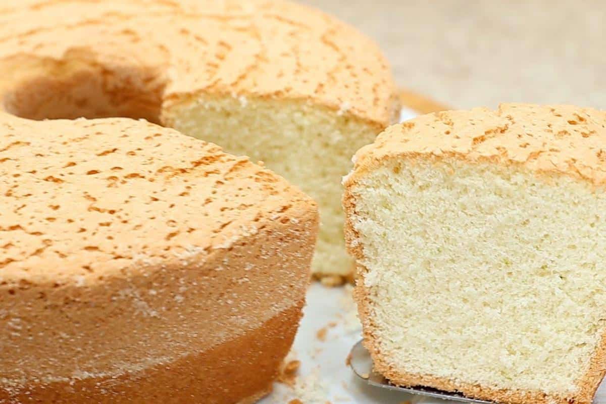 Esse é o melhor bolo brevidade de limão que você vai preparar para o café do dia dos pais