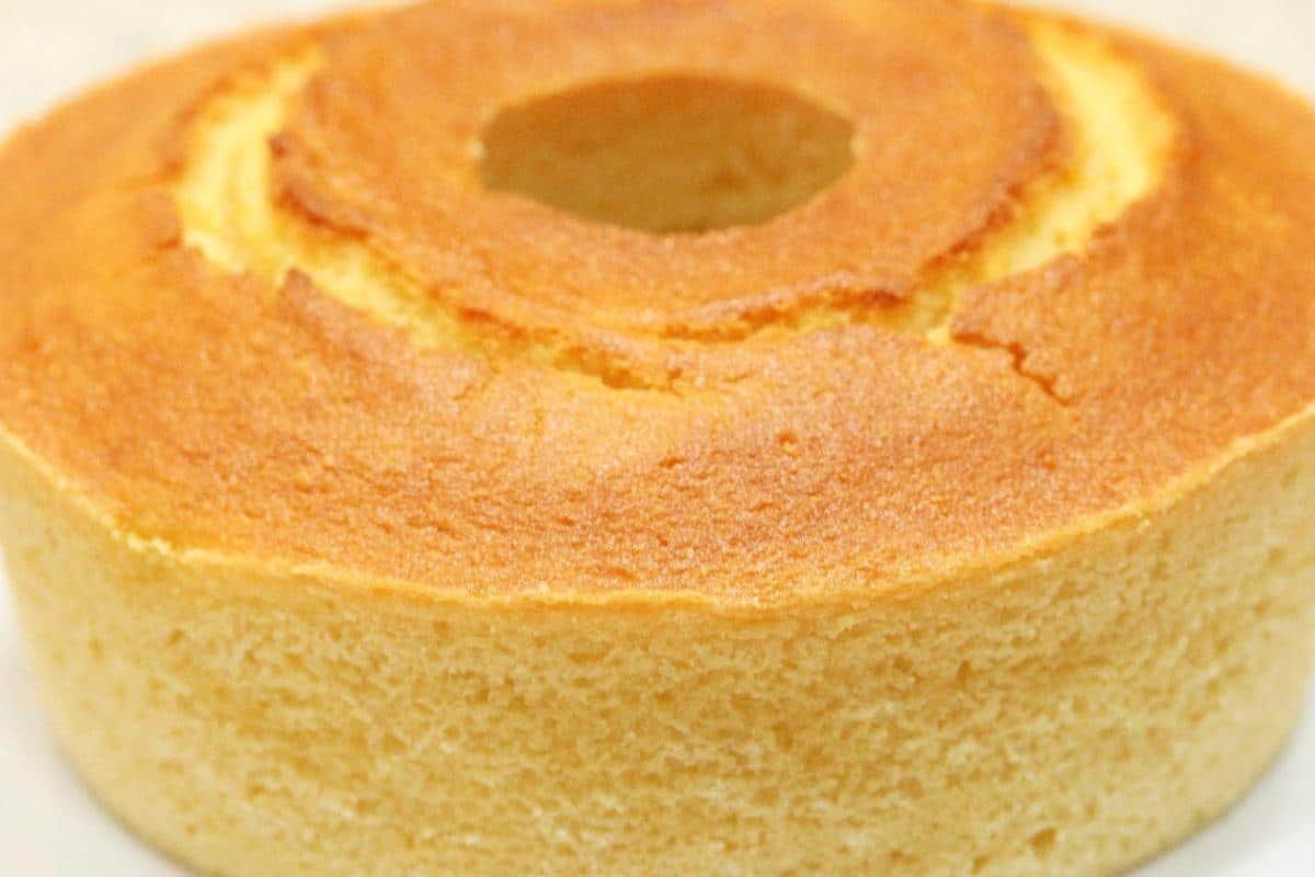 Bolo de aipim sem farinha de trigo que fica simplesmente incrível