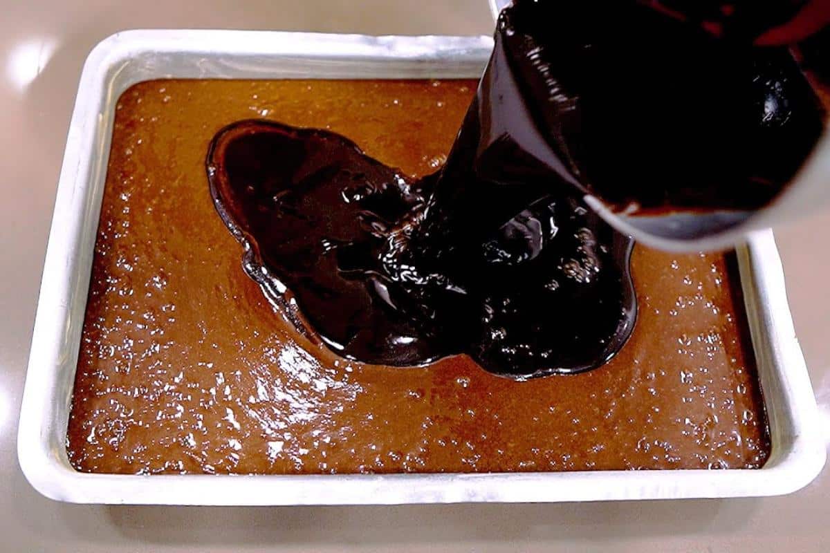 Usei café quente na receita e fiz um bolo delicioso que todo mundo adorou