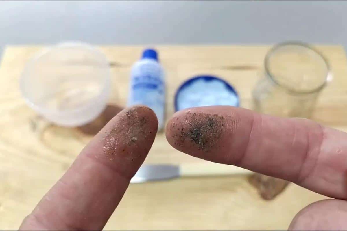 Como remover super bonder dos dedos rapidinho com uma dica incrível