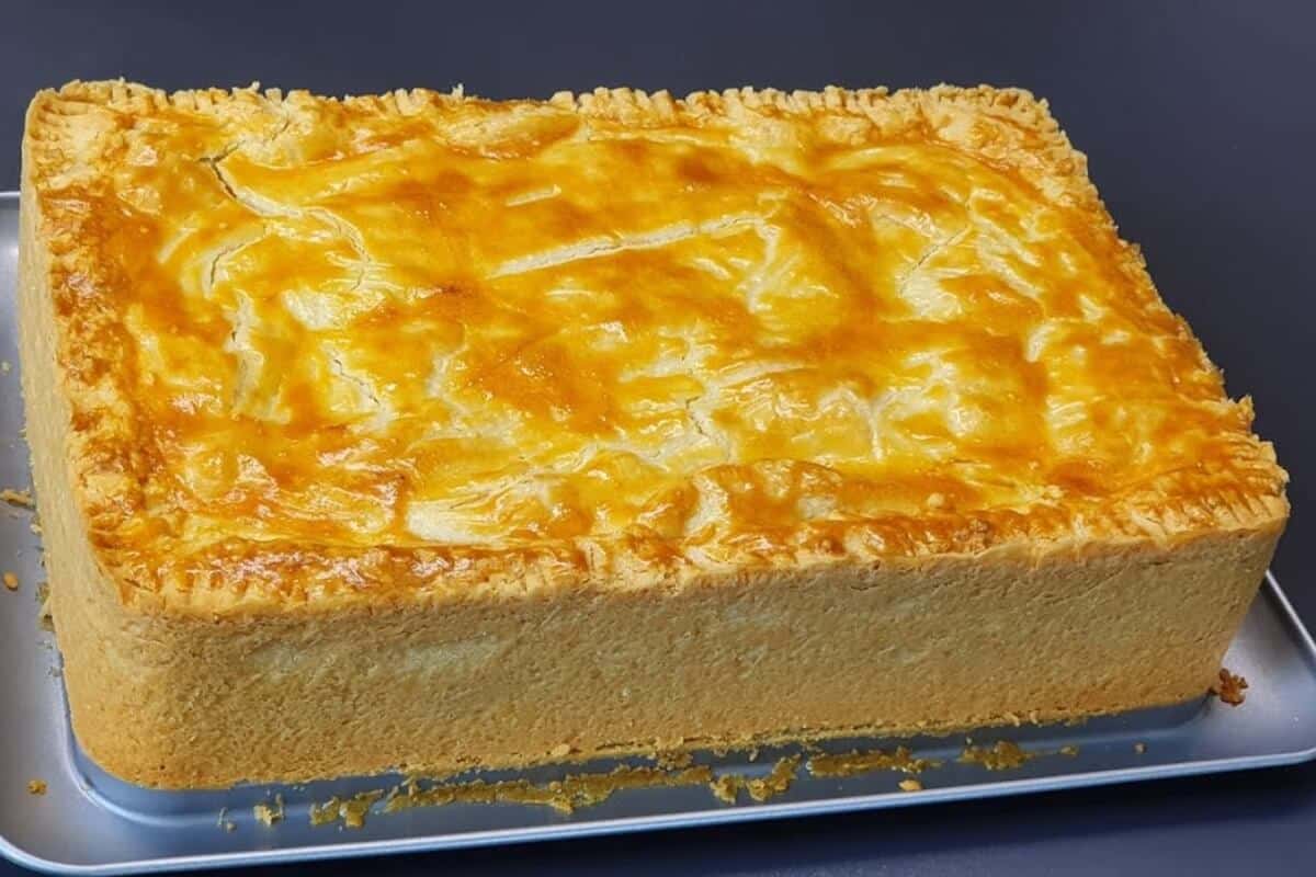 Essa é a melhor massa para empadão de frango tão boa e super fácil de fazer