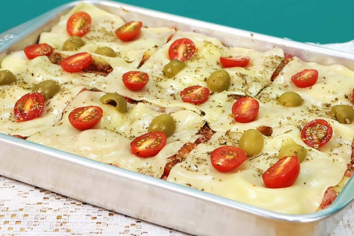 Lanchão de forno mega saboroso para substituir a pizza do final de semana