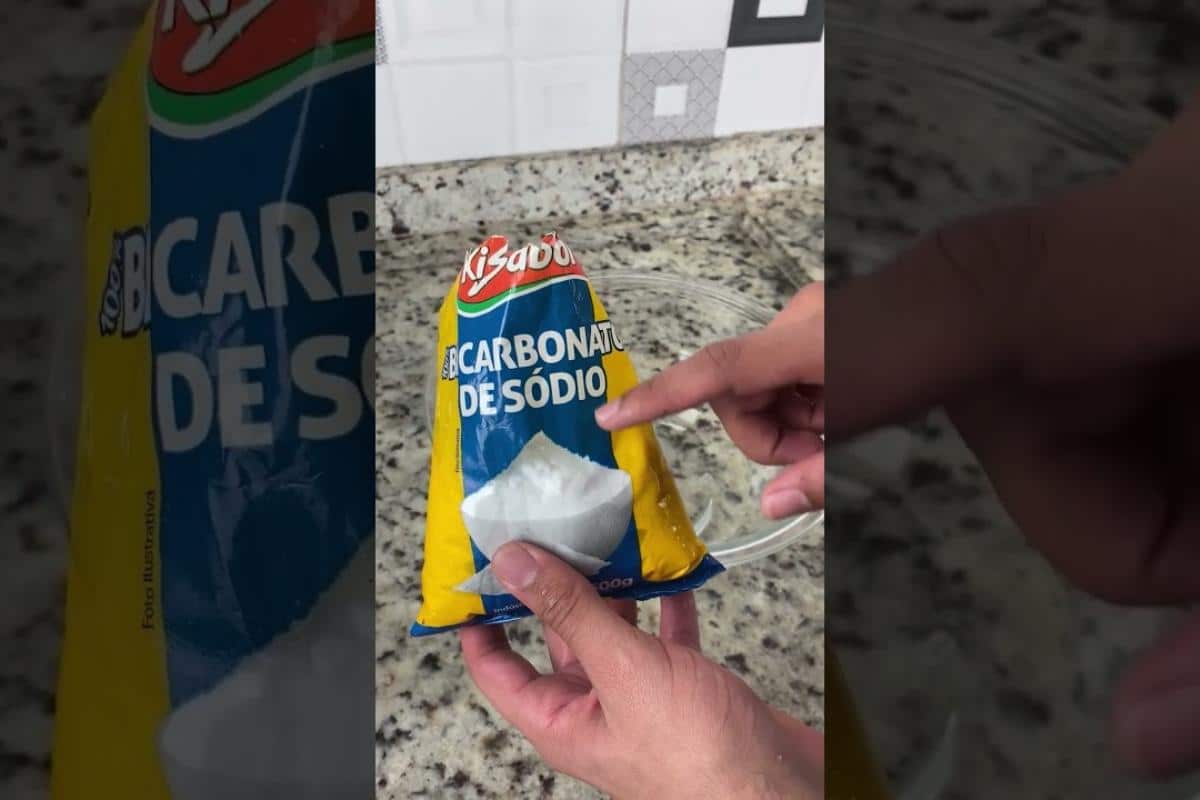 Misturinha para limpar borracha de geladeira super fácil e funciona de verdade