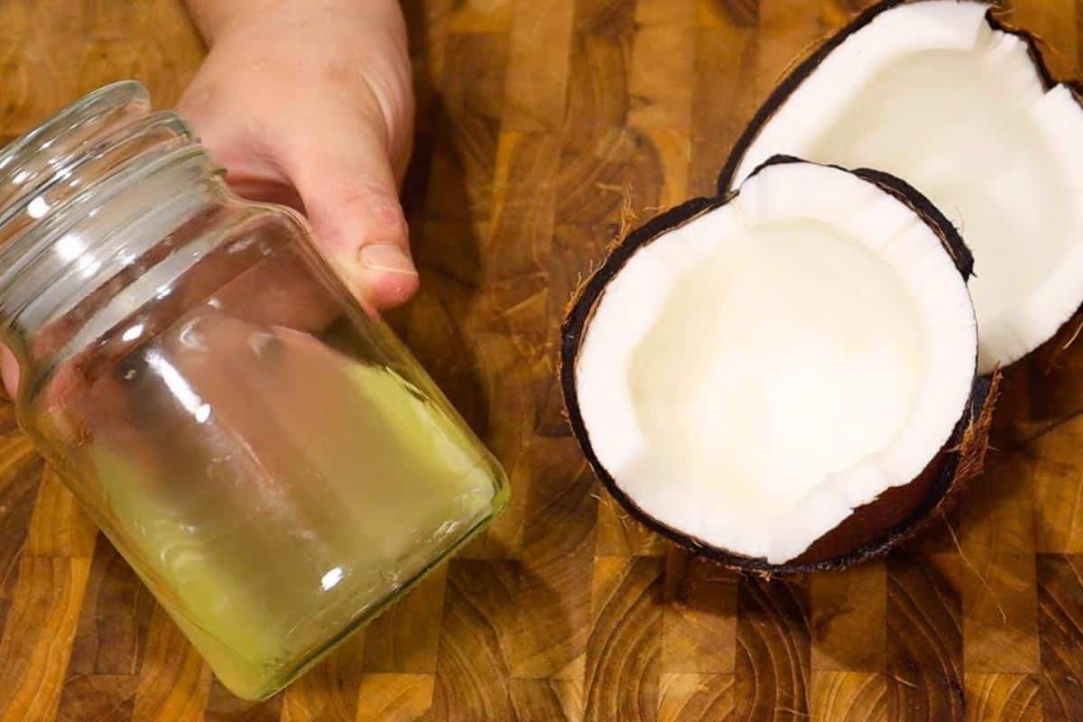 Como fazer óleo de coco caseiro: tão fácil que nunca mais você vai comprar no mercado