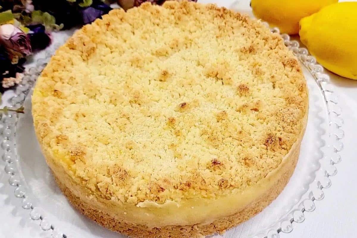 Torta de limão tão gostosa que parece que foi comprada em confeitaria chique