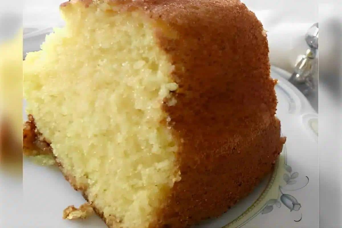 Bolo areia amanteigado o mais macio e fofinho de todos para o café da tarde