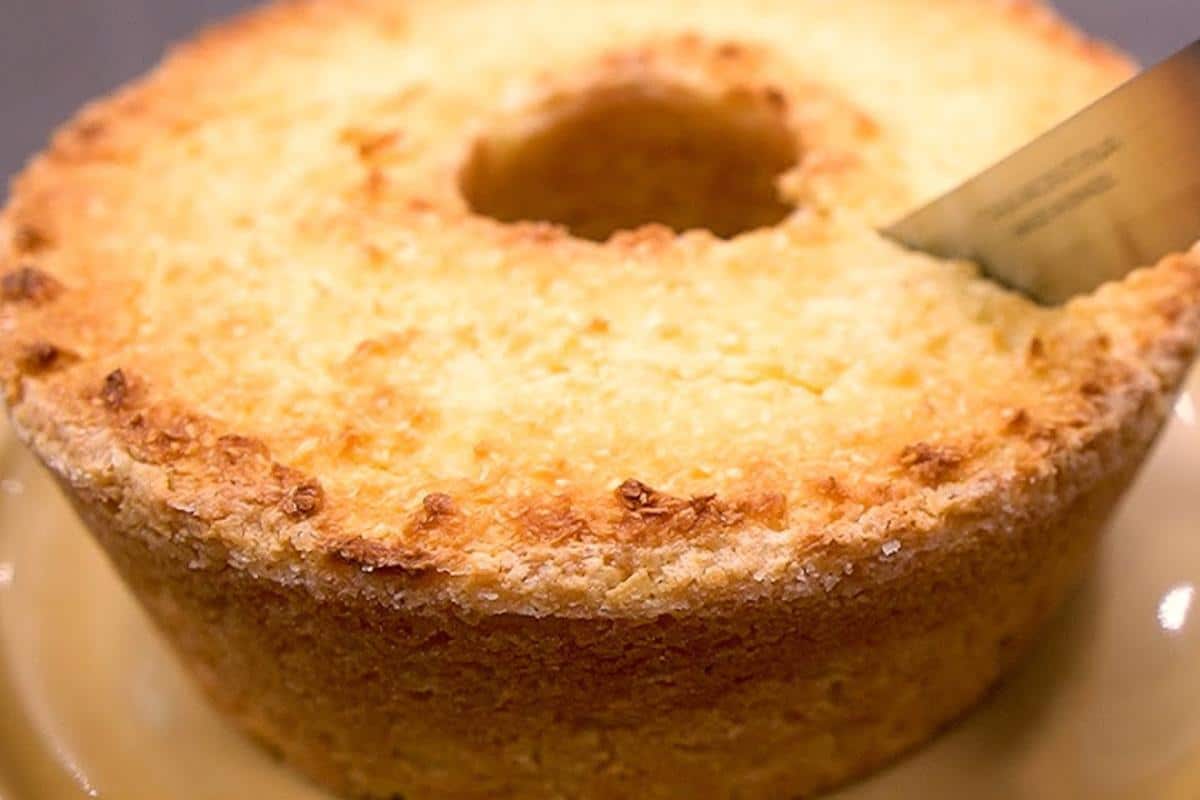 Bolo cocada delicioso e que não vai farinha de trigo na receita