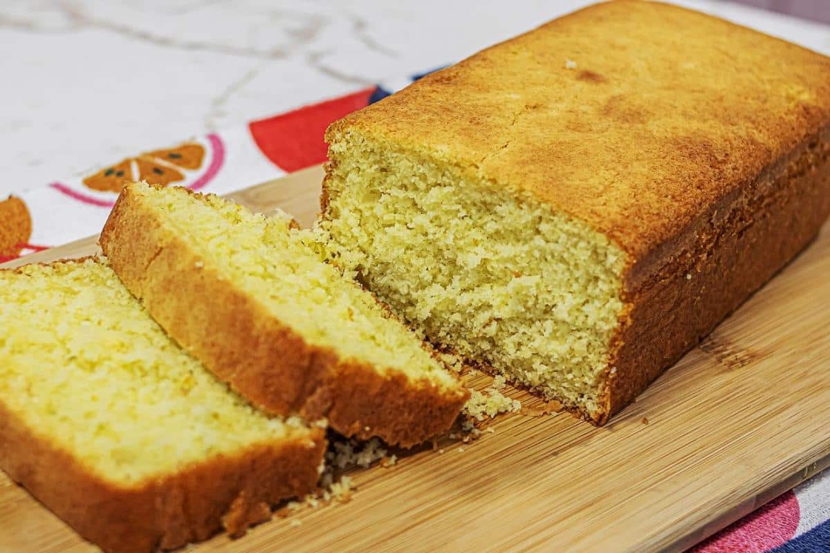Bolo de laranja delicioso com um segredo especial para deixar com mais gosto de laranja