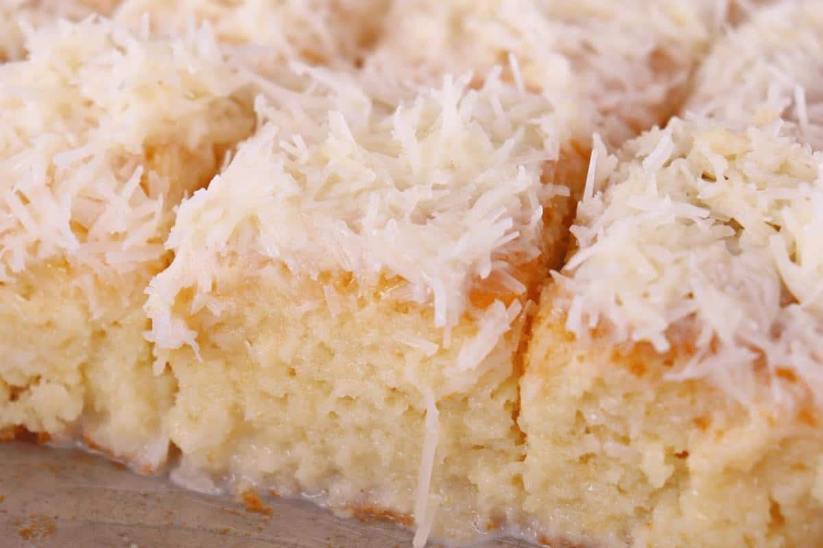 Como fazer bolo gelado molhadinho delicioso que derrete na boca