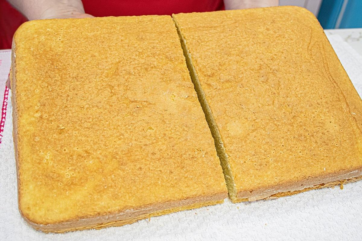 Bolo pão de ló profissional que não precisa ser confeiteira para fazer
