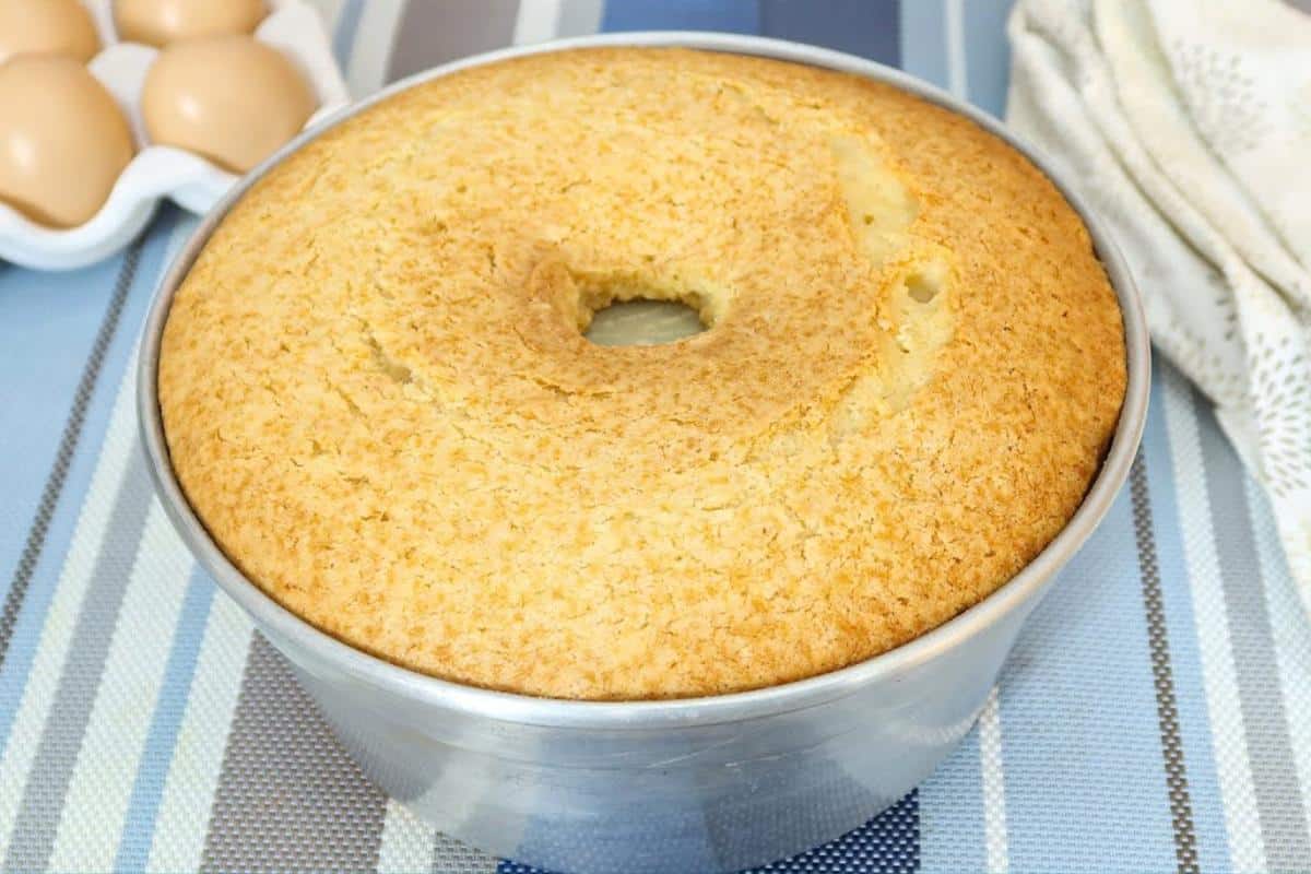 Esse é o segredo para o seu bolo simples de trigo ficar bem fofinho e macio