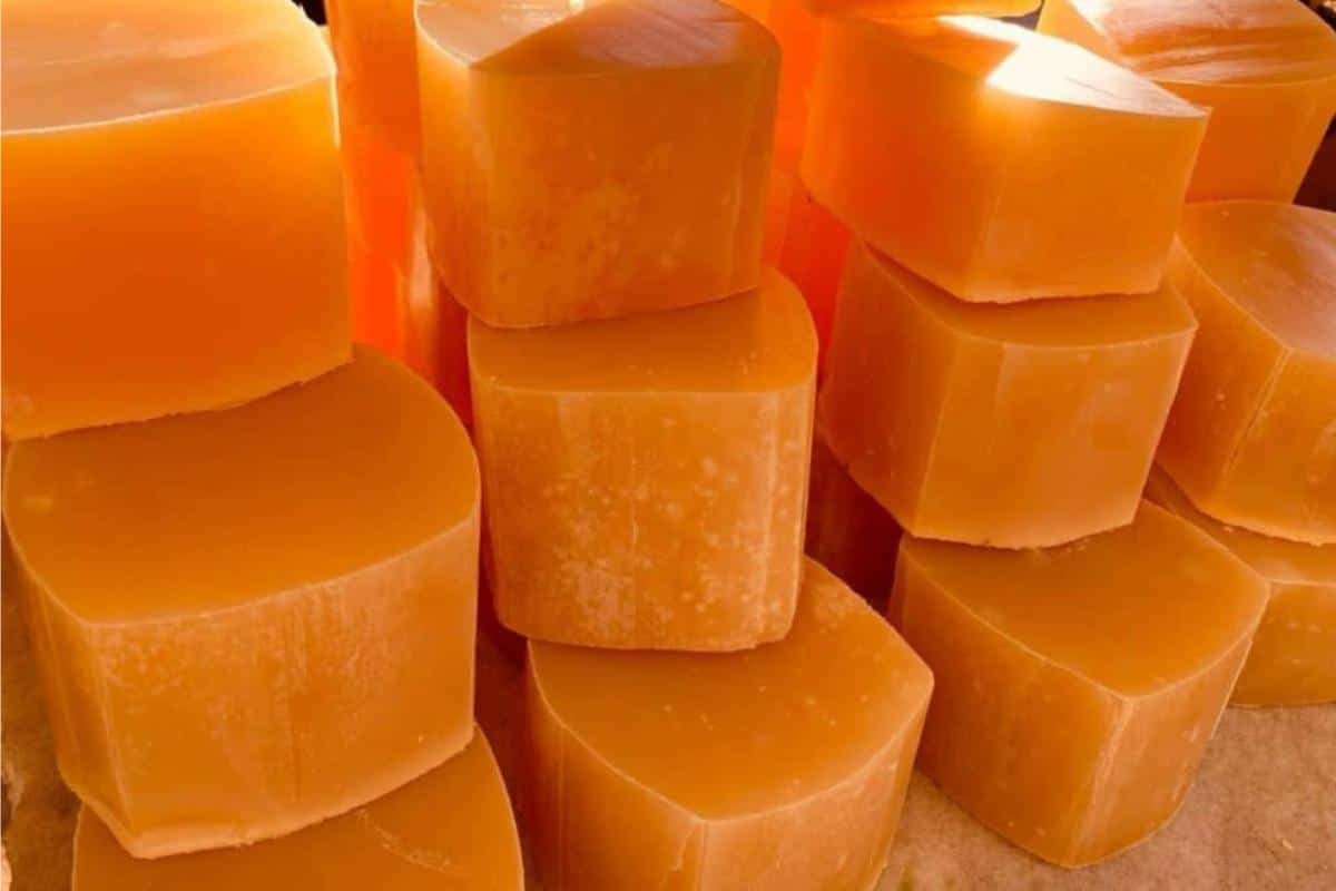 Como fazer sabão glicerinado: rende e espuma bastante na hora da lavagem