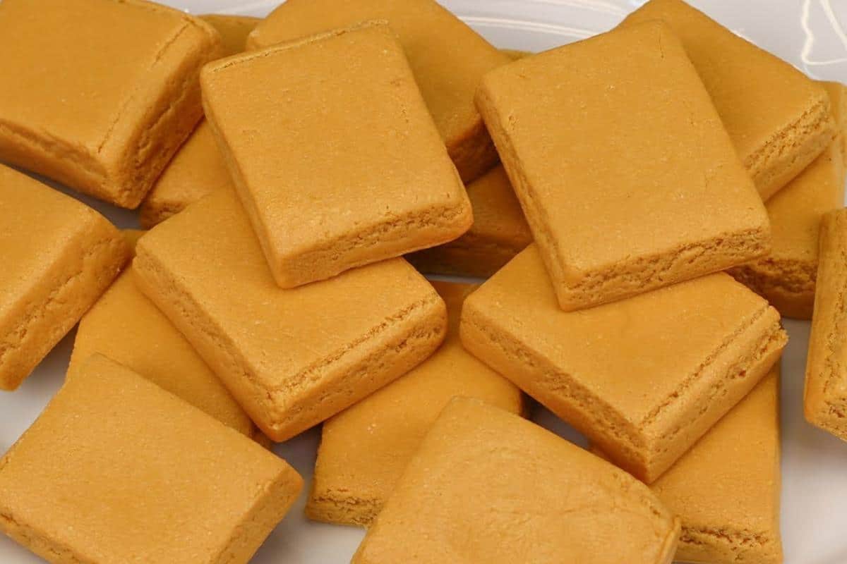 Doce de leite de corte que não demora para ficar pronto e só vai 2 ingredientes
