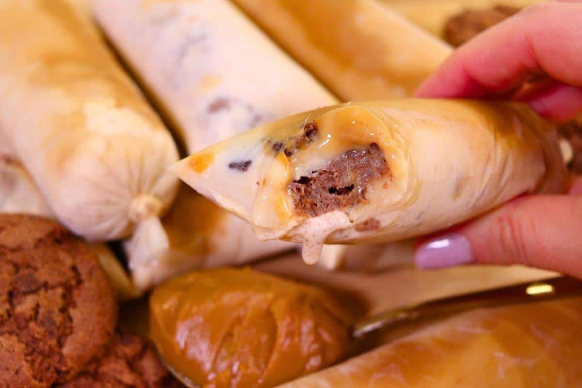 Geladinho de chocobiscoito que é o mais gostoso de todos
