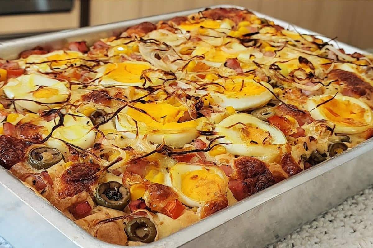 Receita de torta portuguesa que fica melhor que pizza do mesmo sabor