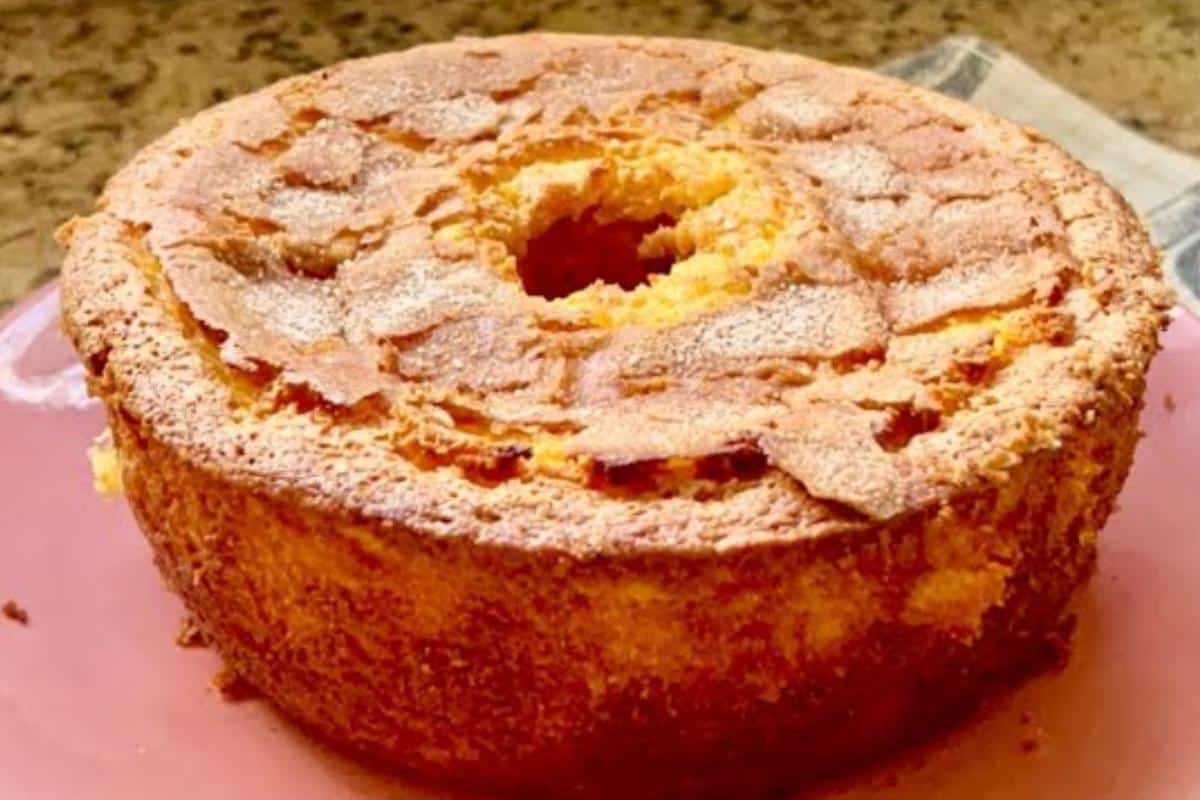 Receita de bolo chama visita: sem farinha de trigo e um ingrediente secreto
