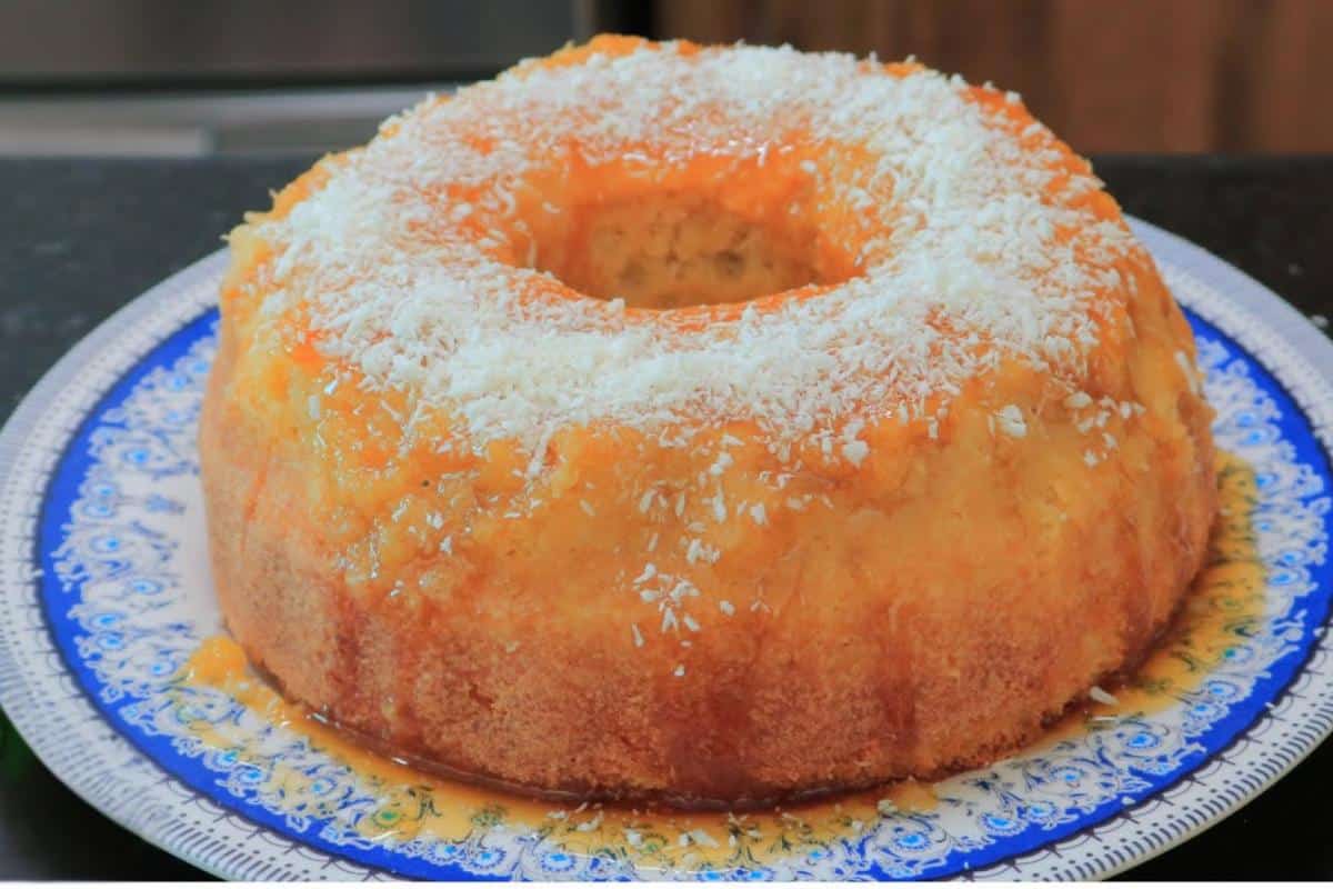 Bolo cocada da vovó tão gostoso que acaba rapidinho no lanche da tarde