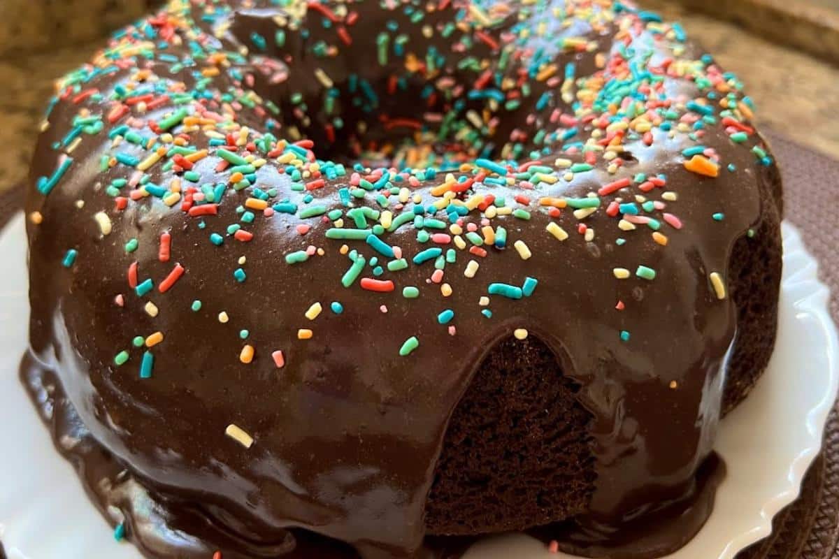 Receita de bolo de chocolate de 150 reais que ficou famoso e viralizou na internet