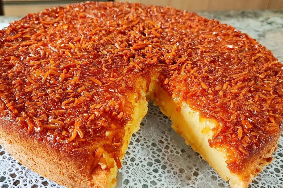 Bolo de mandioca cremoso: parece sobremesa e acaba super rápido