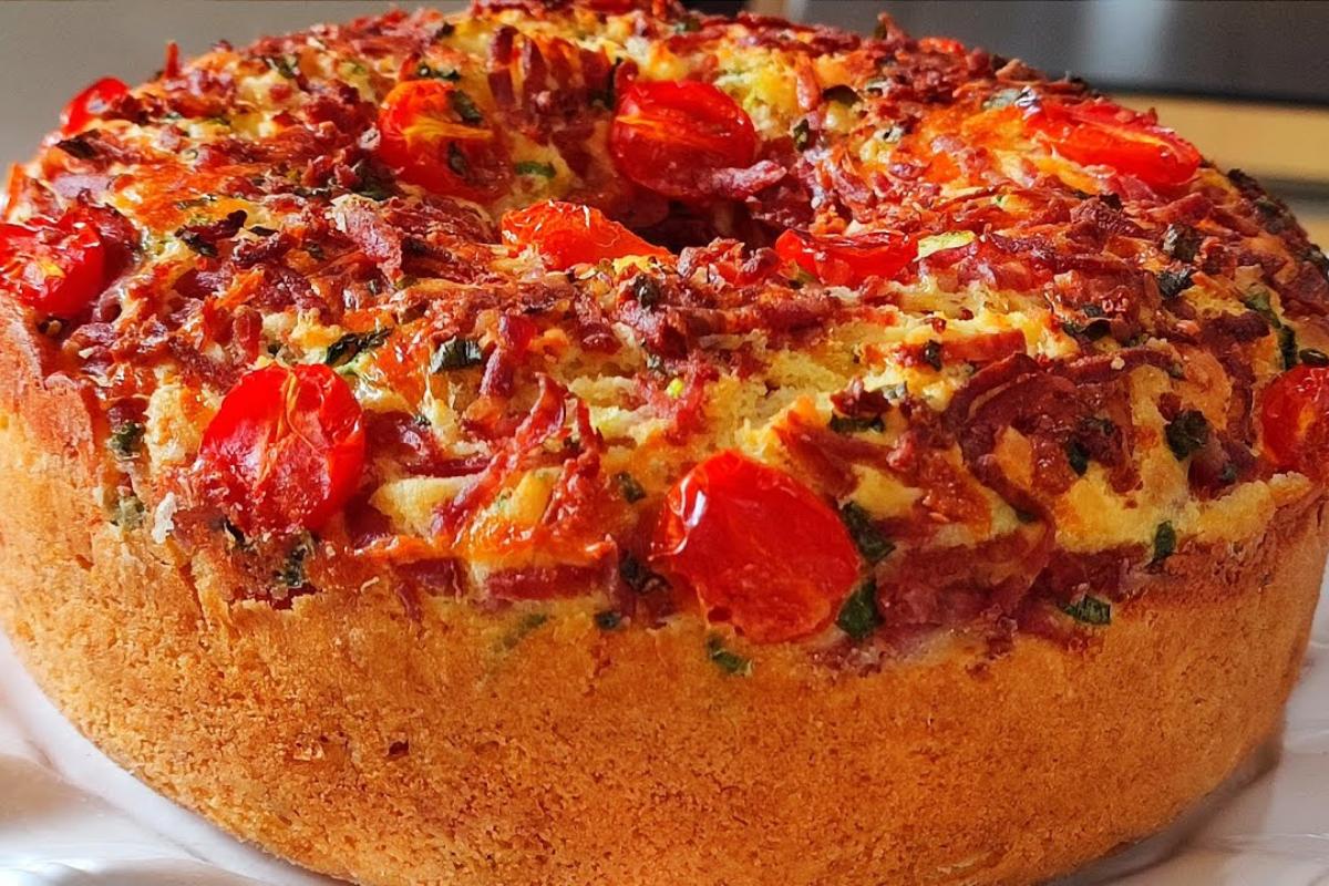 Bolo salgado mais recheado e saboroso como esse você nunca viu
