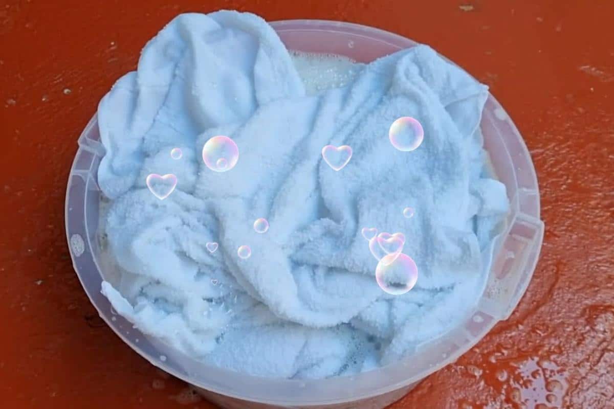 Como clarear roupa encardida e manchada que você achava que não ia limpar mais