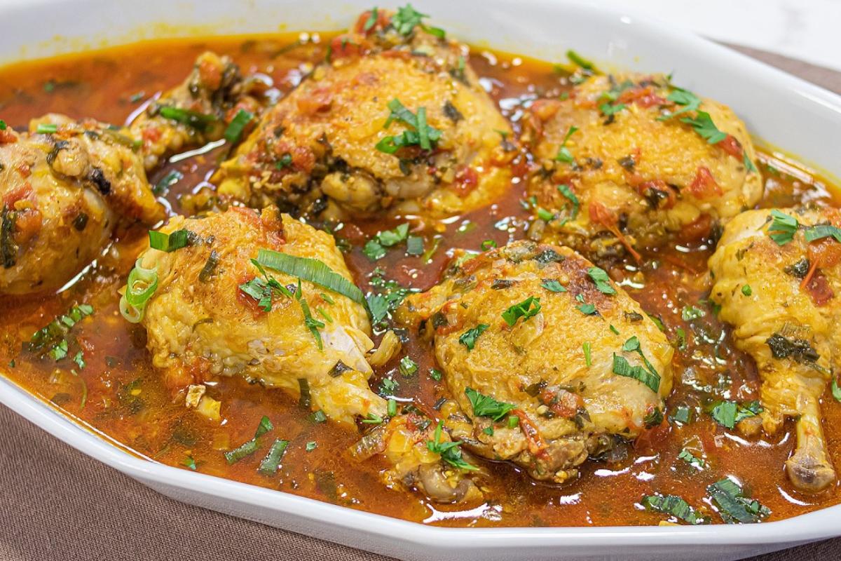 Receita de frango ao molho da fazenda para o almoço de hoje