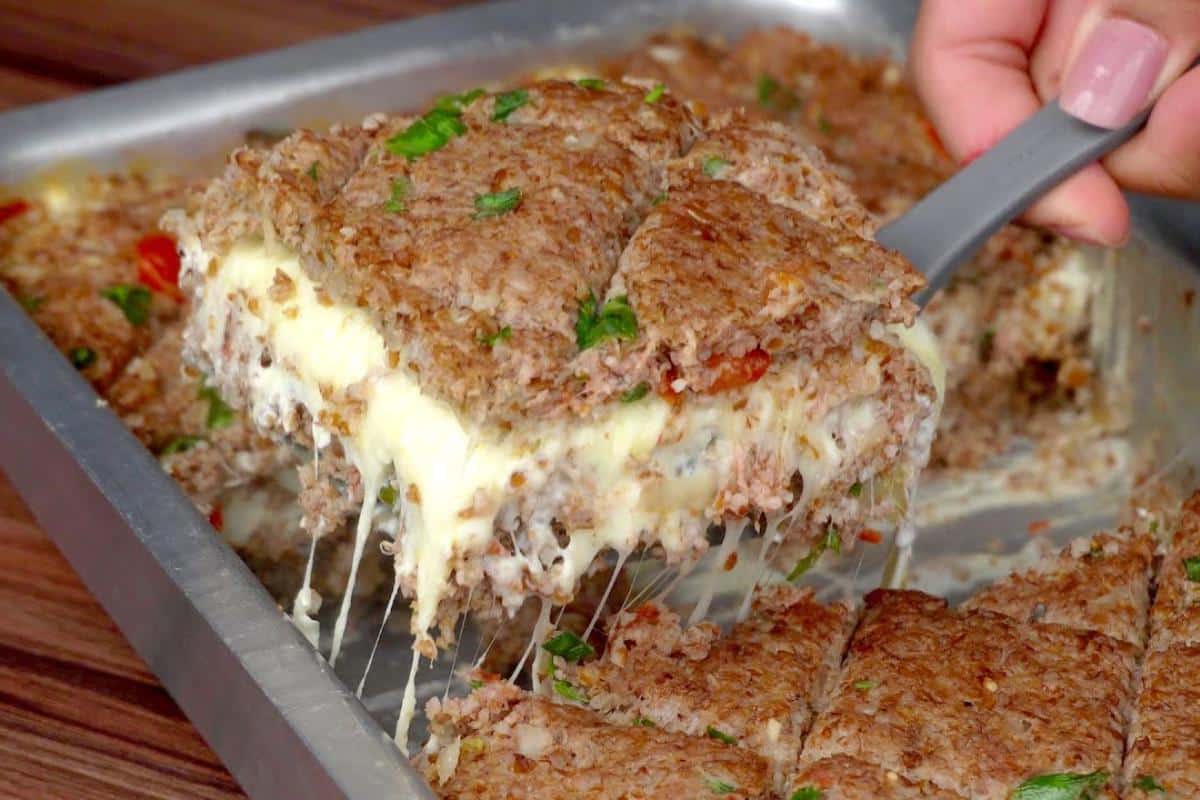 Kibe de forno recheado com queijo que é simplesmente irresistível