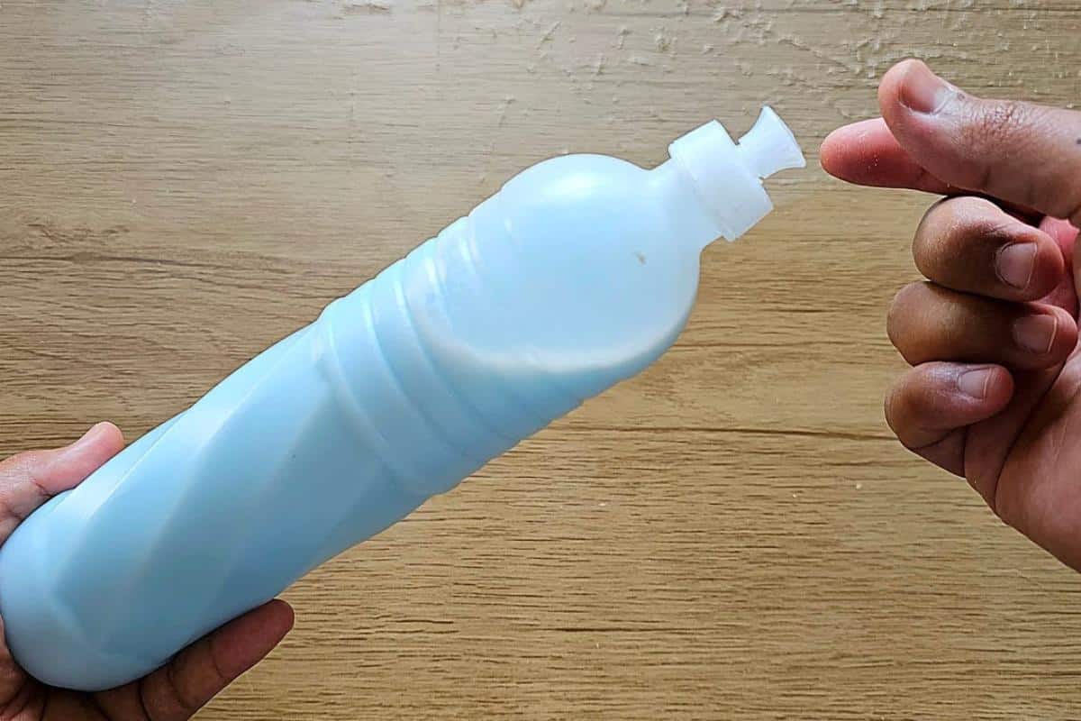 Limpador multiuso caseiro: além de limpar deixa perfumado o dia todo