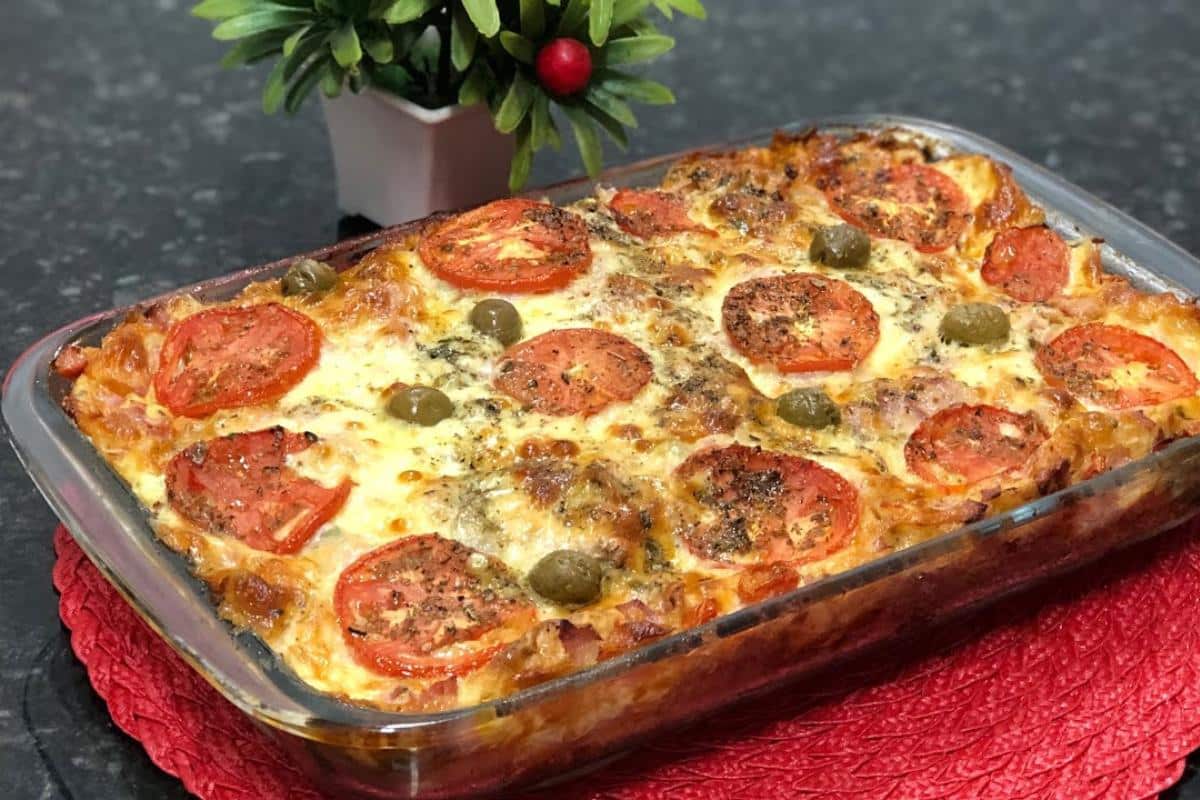 Torta salgada é a melhor forma de aproveitar o pão amanhecido de ontem