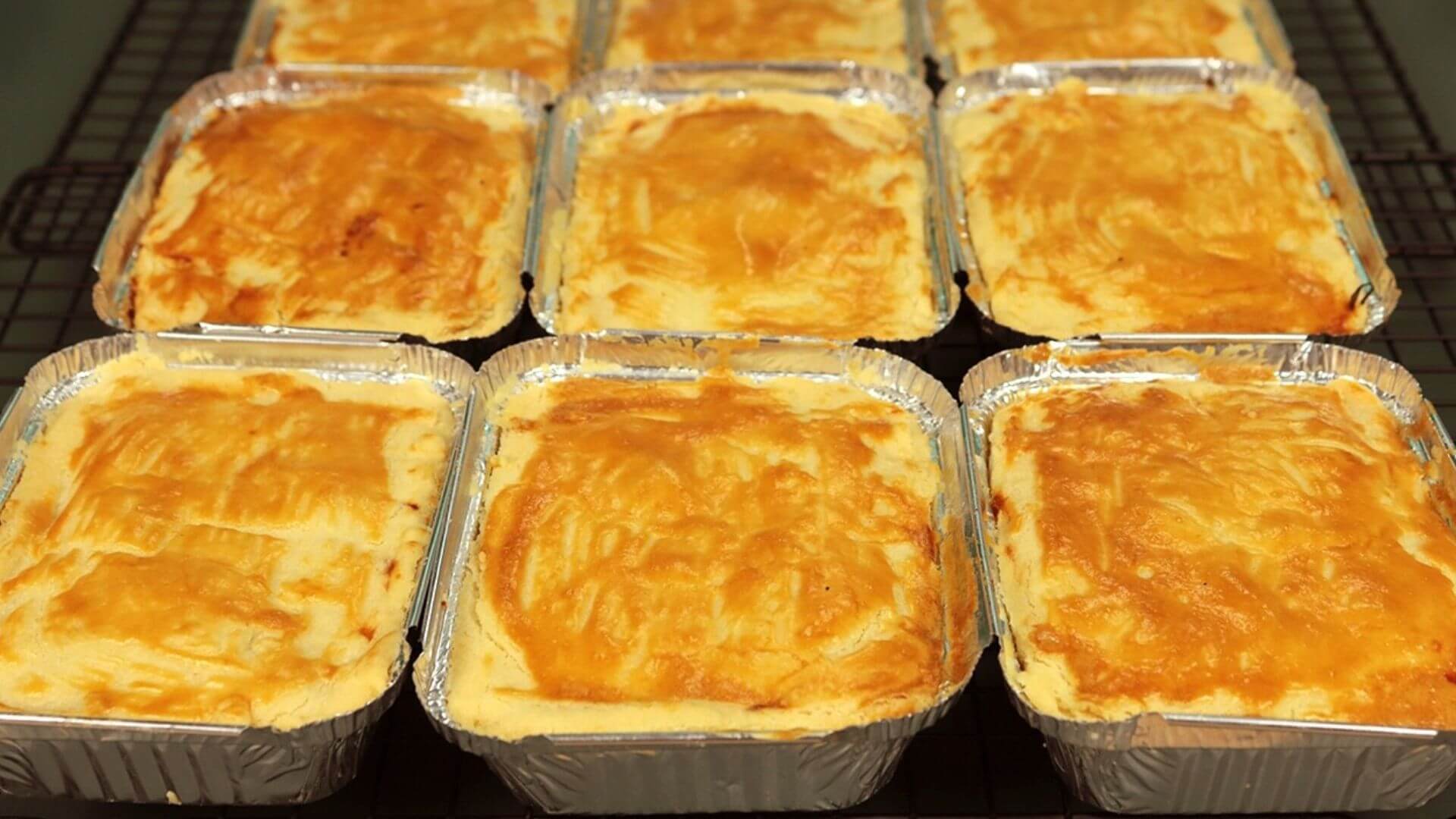 Receita de massa perfeita para empadão de frango que desmancha na boca