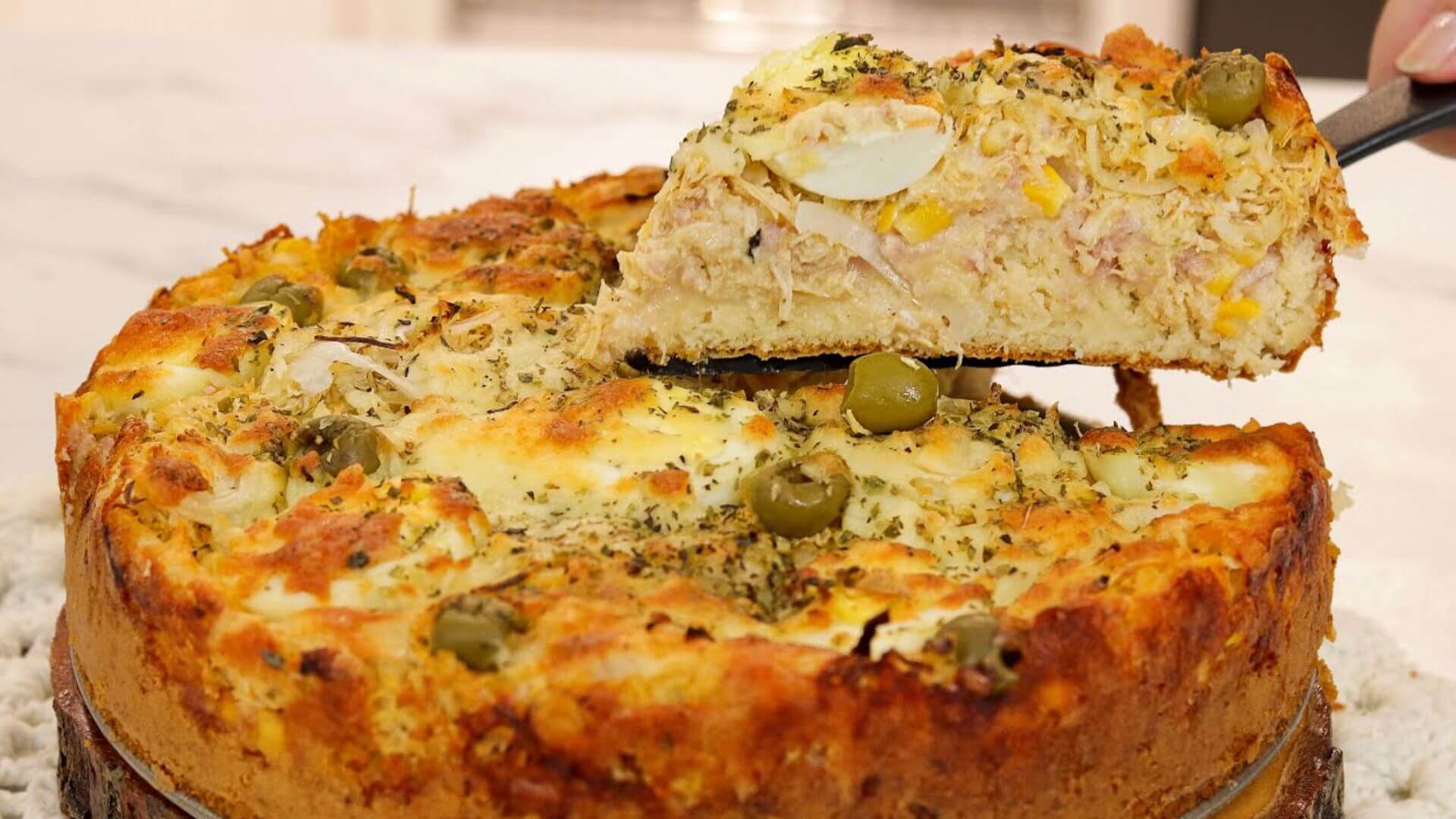 Torta salgada rápida e saborosa que você só vai querer fazer essa quando aprender